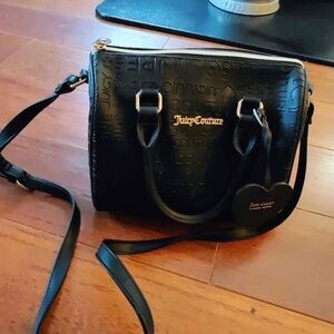 AGently used Juicy crossbodymake Offer